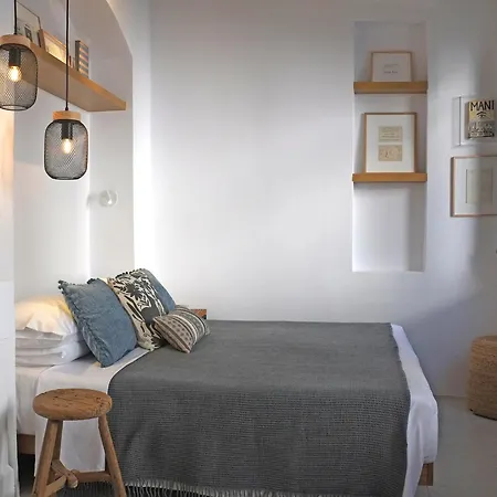 Arta Hydra Guest house *